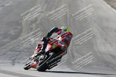 media/Dec-07-2025-CVMA (Sun) [[3e7d2de5dc]]/Race 7-Formula Lightweight Twins Shootout/